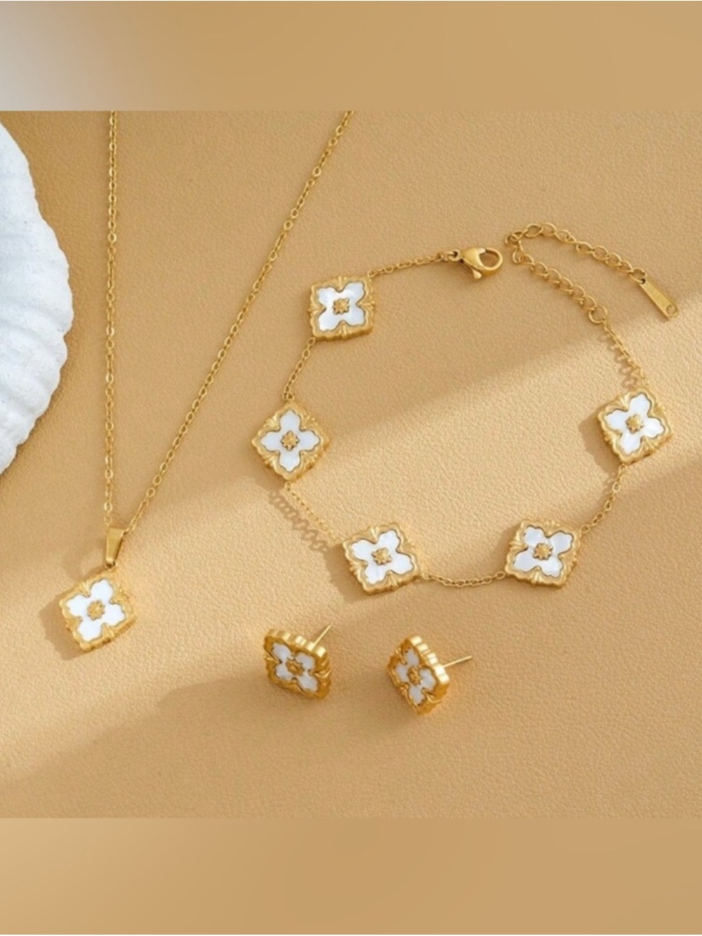 Gold Plated Stainless Steel 3-Piece white  Clover Jewelry Set |